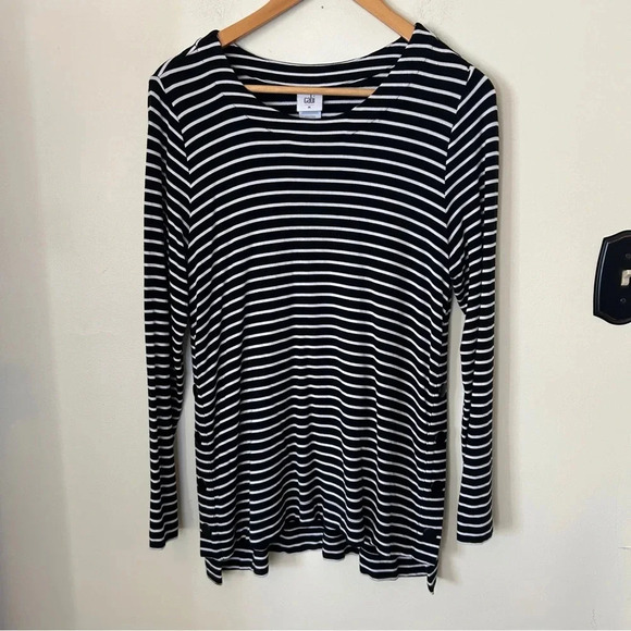 Cabi Long Sleeve Crew Neck Black and White Side Snap Tee Size M - Picture 2 of 7